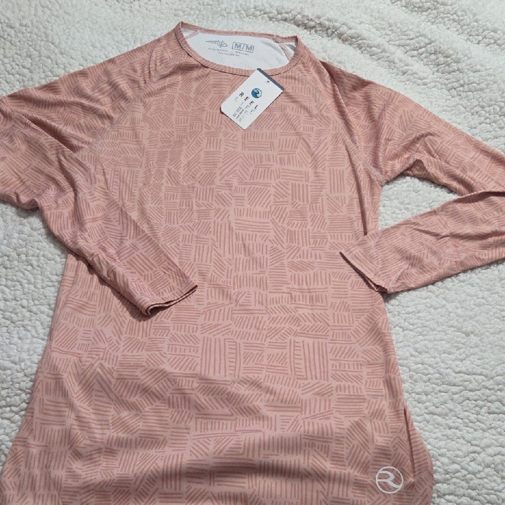 NWT REEL LIFE LONG SLEEVED SHIRT